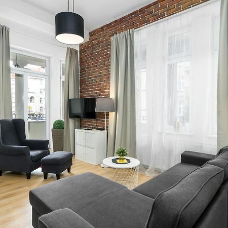 Apartment Poznan Mtp Chelmonskiego By Noclegi Renters מראה חיצוני תמונה